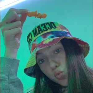 Meet your Posher, Ayla